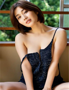 秦始皇与阿房女