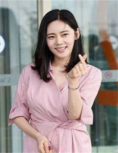 我和僵尸有个约会4-《女员工的滋味》