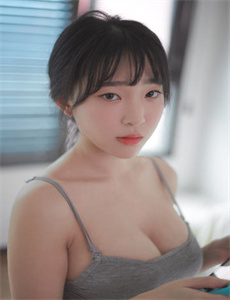 伦理片520影城-性欧美巨大乳